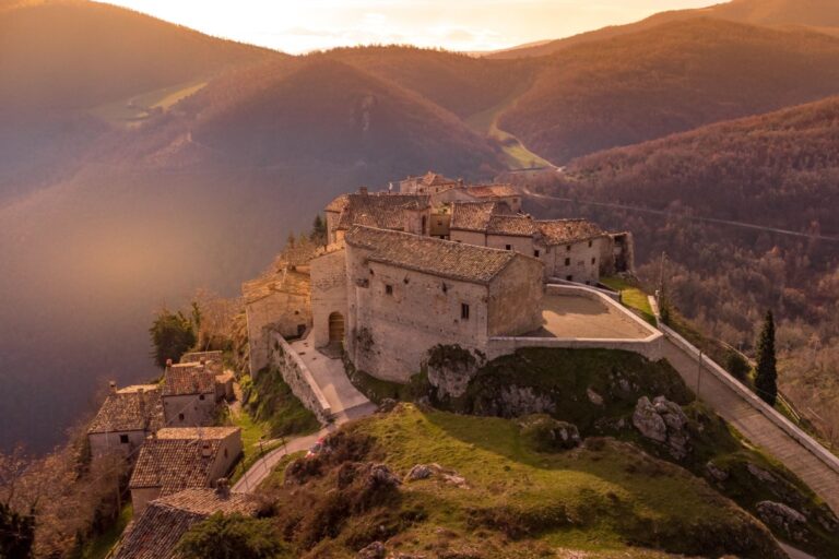 Acquistare casa nei borghi: fascino a prezzo alto