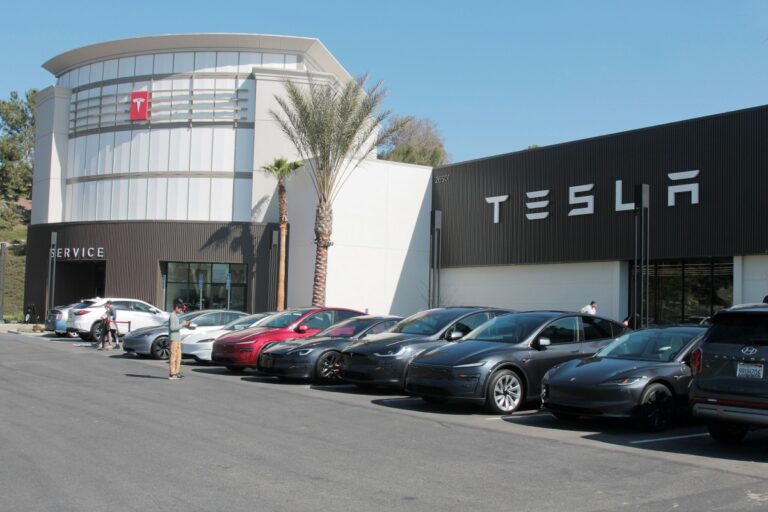 Auto elettriche 2025: più economiche, più smart, più Europee