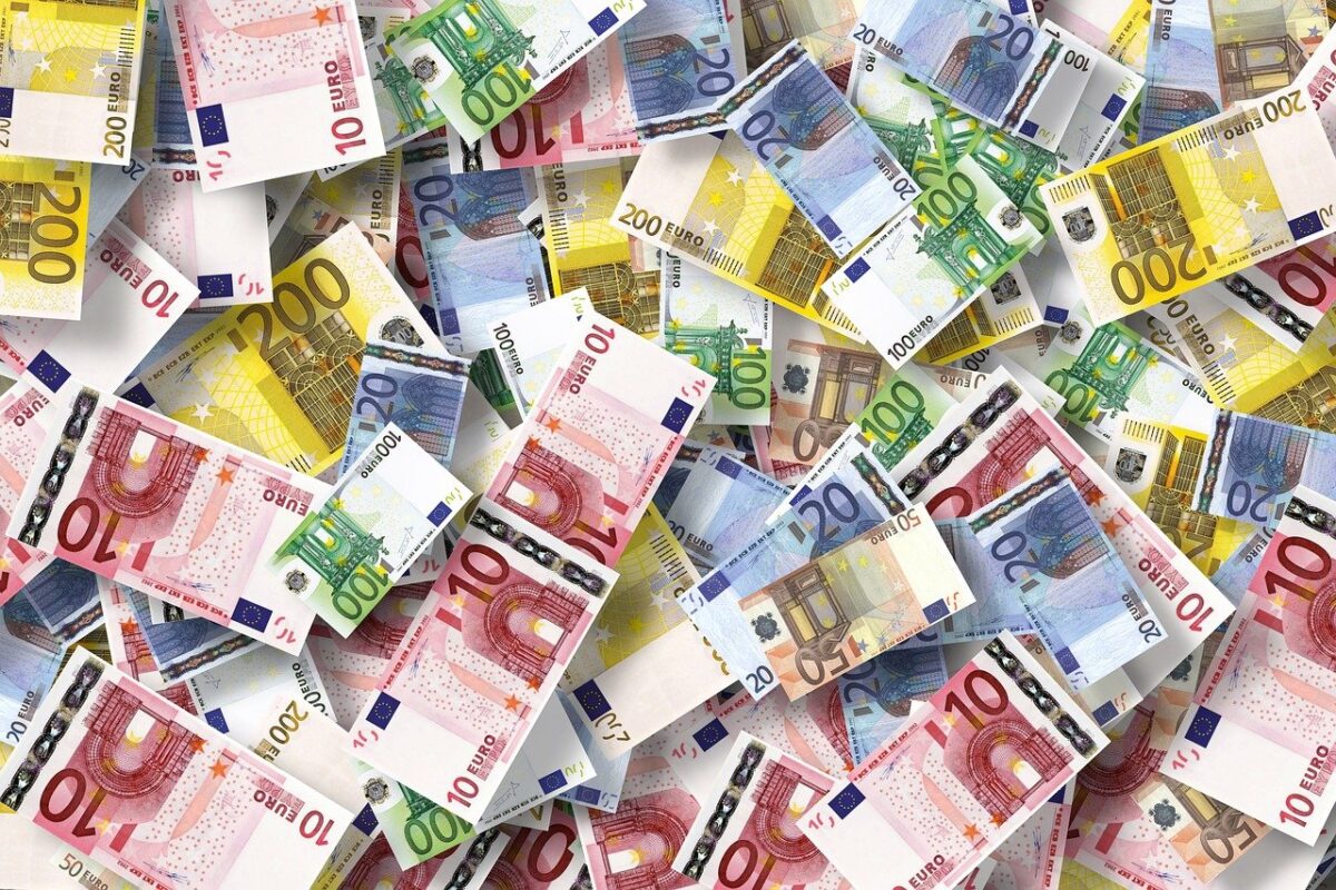 Conto corrente oltre 5.000 euro: costi e rischi nascosti