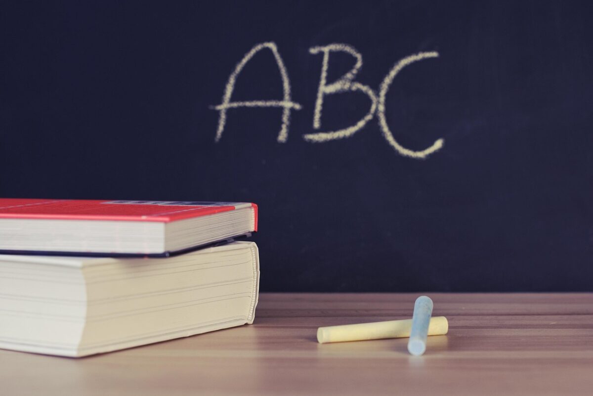 school, books, desk, chalkboard, chalk, letters, abc, learning, chalkboard, chalkboard, chalkboard, abc, abc, abc, abc, abc