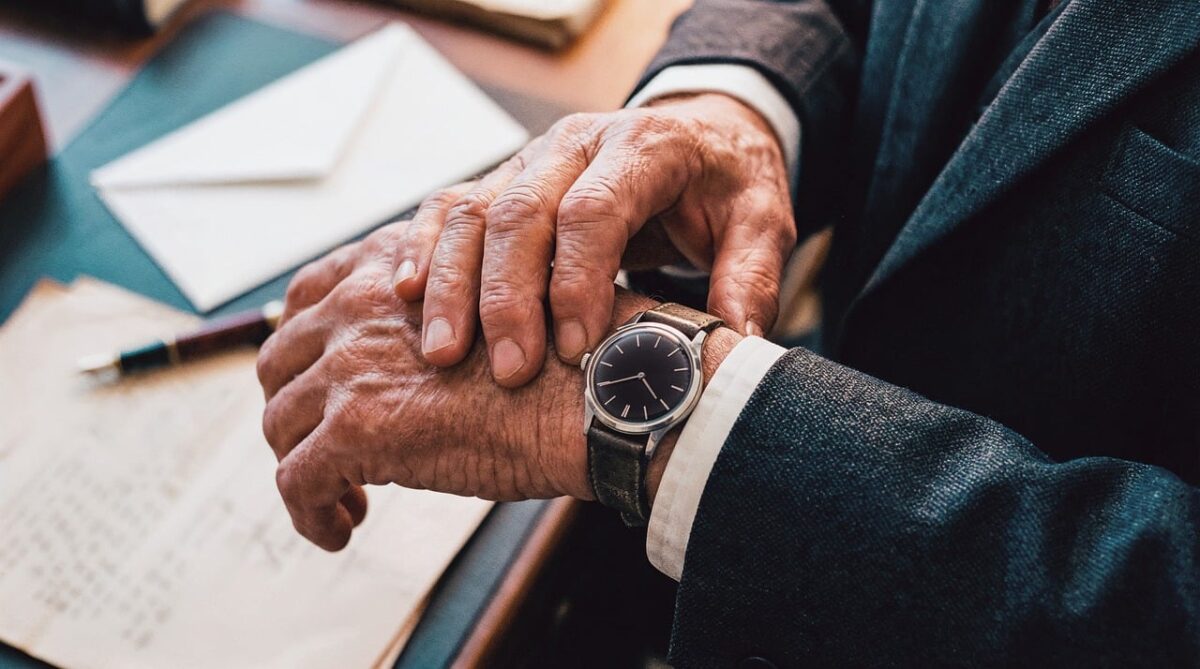 watch, suit, wrist, time, business, office, professional, paperwork, desk, executive, elegance, schedule, planning, luxury, classic, leather, letter, focus, deadline, ai generated