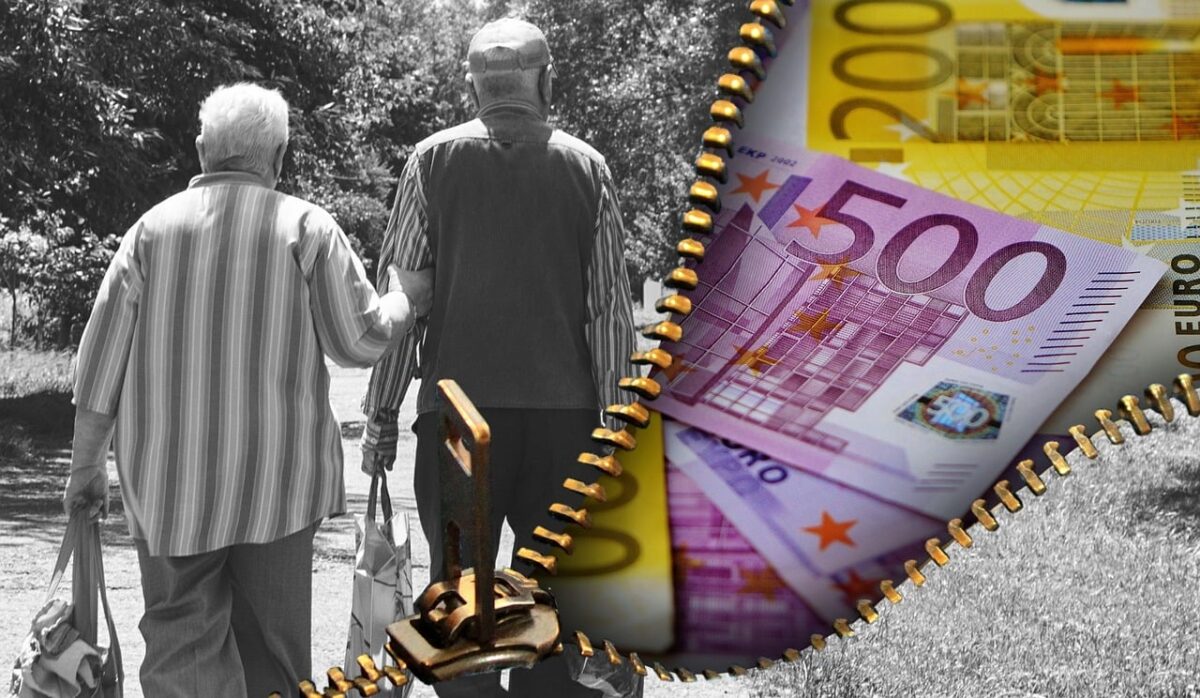 old people, pensioners, pension, money, currency, euro, cash, banknotes, money coins, pension increase, pension reform, old-age pension, germany, pension, pension, pension, pension, pension
