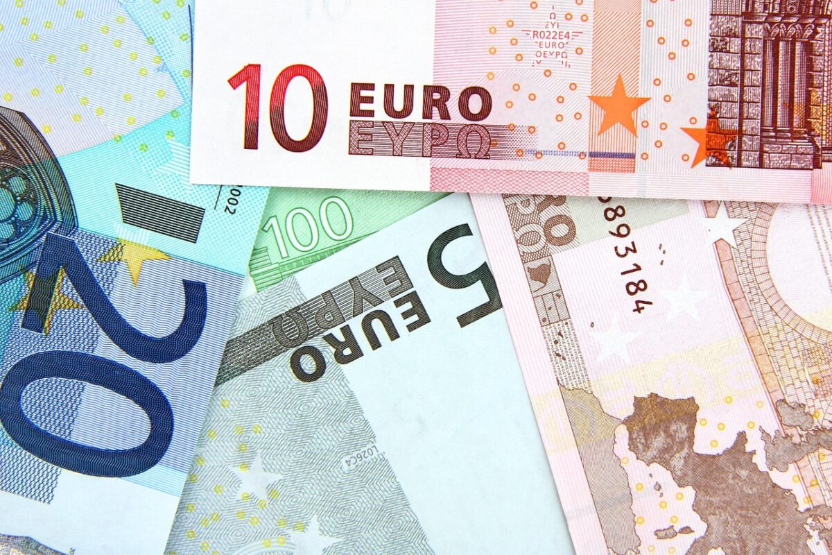 background, free background, desktop backgrounds, bank, banknote, bill, free wallpaper, wallpaper hd, business, cash, full hd wallpaper, cool backgrounds, 4k wallpaper, credit, laptop wallpaper, currency, windows wallpaper, wallpaper 4k, euro, 4k wallpaper 1920x1080, europe, european, hd wallpaper, finance, money, note, beautiful wallpaper, paper, mac wallpaper, various