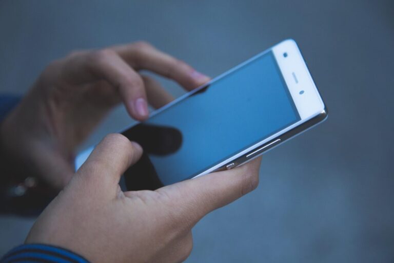 Indennità di malattia: l’INPS taglia i tempi con la svolta telematica