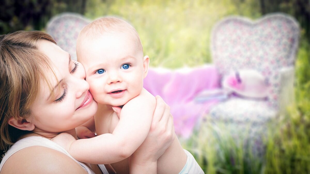 mother, child, family, portrait, mom, motherhood, daughter, woman, baby, caucasian, infant, outdoors, parenthood, mother, mother, family, mom, baby, baby, baby, baby, baby