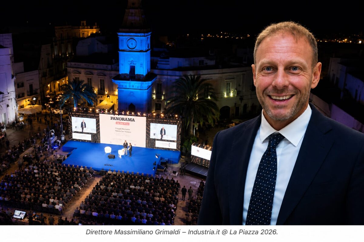 Foto Massimiliano Grimaldi Idustria – La Piazza Foto Massimiliano Grimaldi Idustria – La Piazza