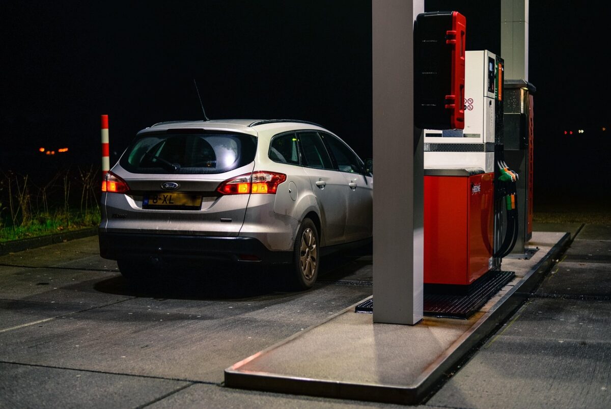 petrol, gasoline, diesel, car wallpapers, gas, automotive, prices, oil, fuel, industry, station, energy, petroleum, auto, pump, benzine, gas station, car, nozzle, oil and gas, gas pump, refueling, pollution, oil and gas industry, motor, service, environment