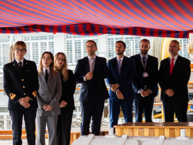 Trieste celebra il primo Master sulla Cultura della Difesa a bordo della Nave Amerigo Vespucci