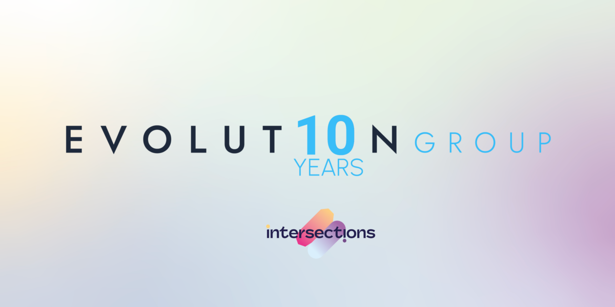 Evolution Group celebra 10 anni e torna a Intersections 2026: focus su AI e reputazione digitale